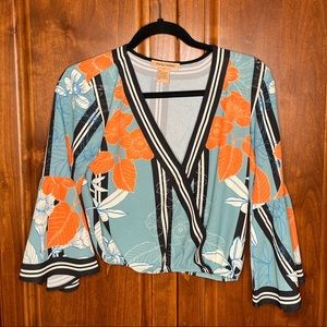 Small Flying Tomato Crop